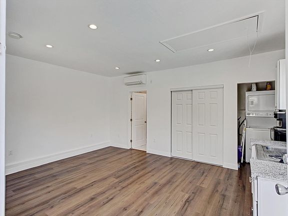 3rd image of 8956 Kramerwood Pl #1