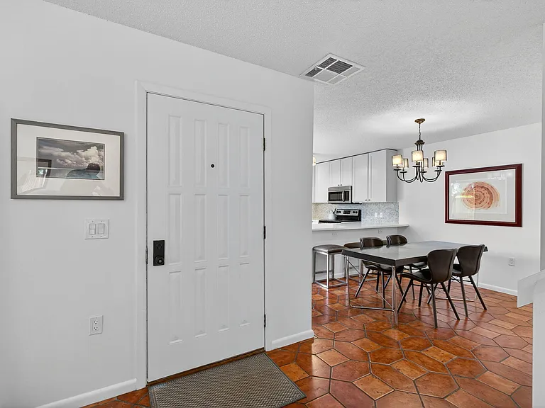 1700 Embassy Dr #103 — Photo 37