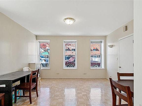 1st image of 518 Underhill Ave