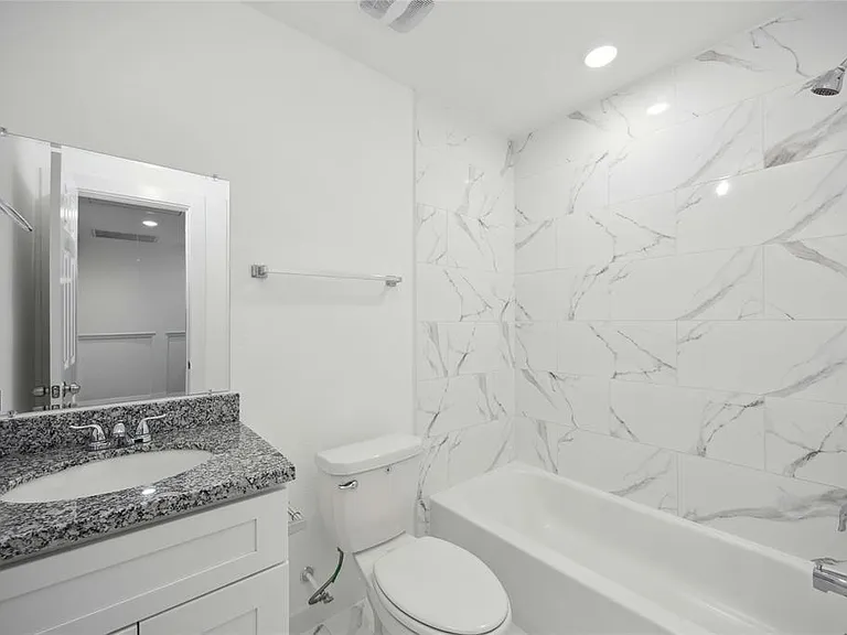 1056 North Ln #A — Photo 13