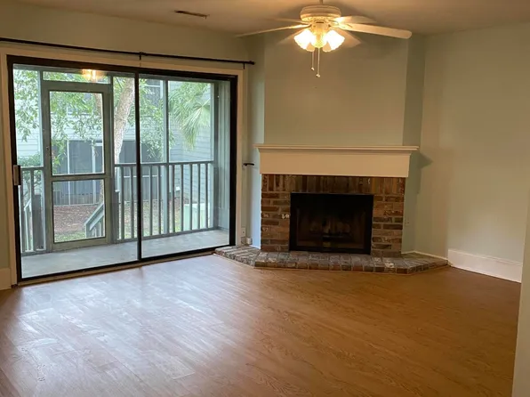 1129 Village Creek Ln #1702, Mount Pleasant, SC 29464