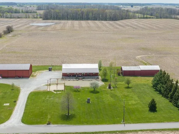 2193 E 150th Rd S, Rochester, IN 46975