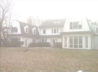 223 Dock Ln, Kings Point, NY 11024