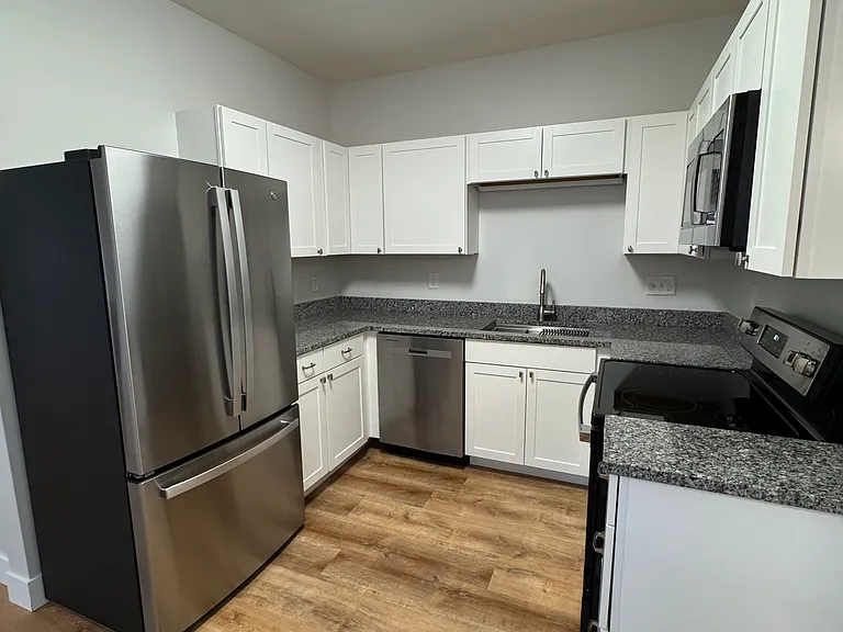 19 Melville St #1 — Photo 11