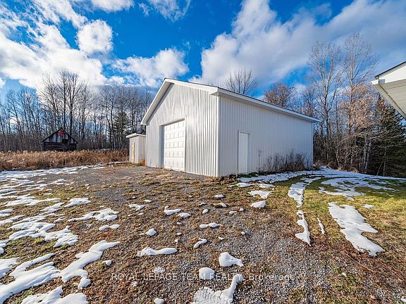 4th image of 1150 Constant Lake Rd