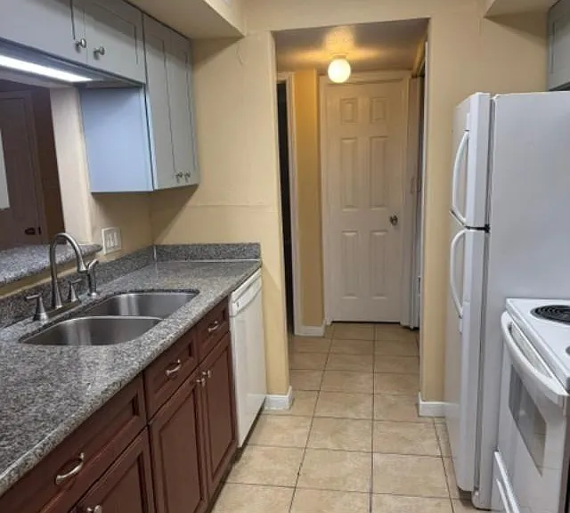16111 Aspenglenn Dr #611 — Photo 4