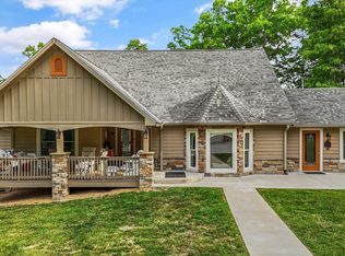 2366 Mayland Rd, Crossville, TN 38571