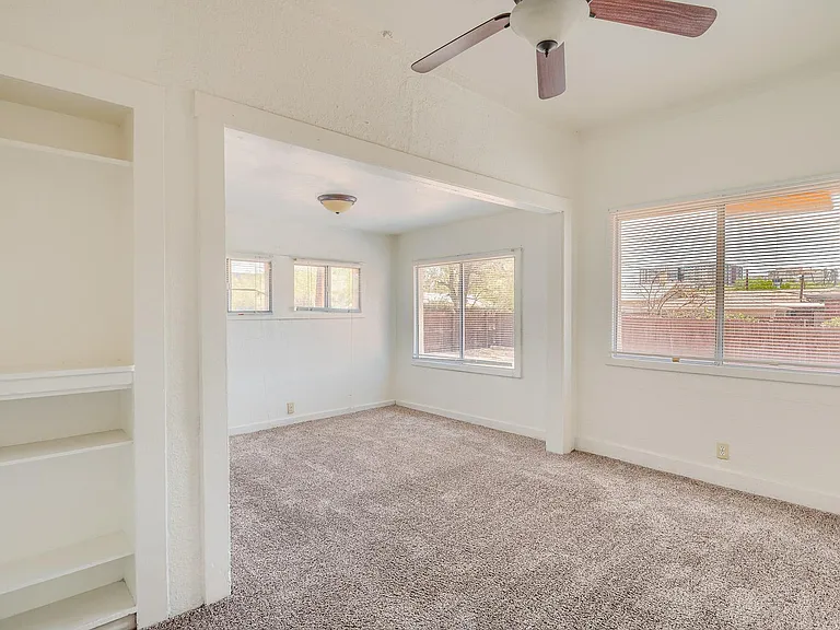 1424 N Euclid Ave — Photo 8