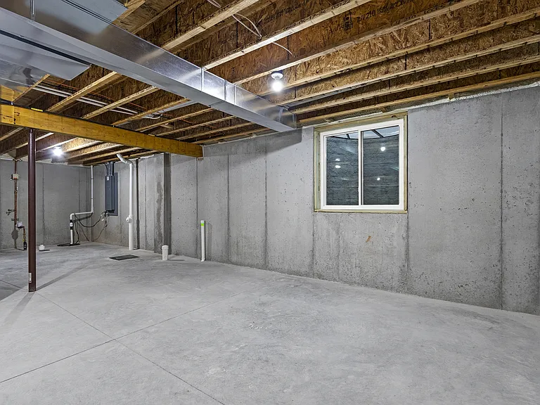 2325 Oliver Ln — Photo 25
