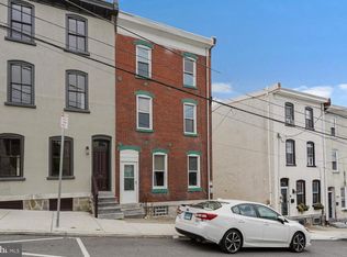 225 Hermitage St, Philadelphia, PA 19127