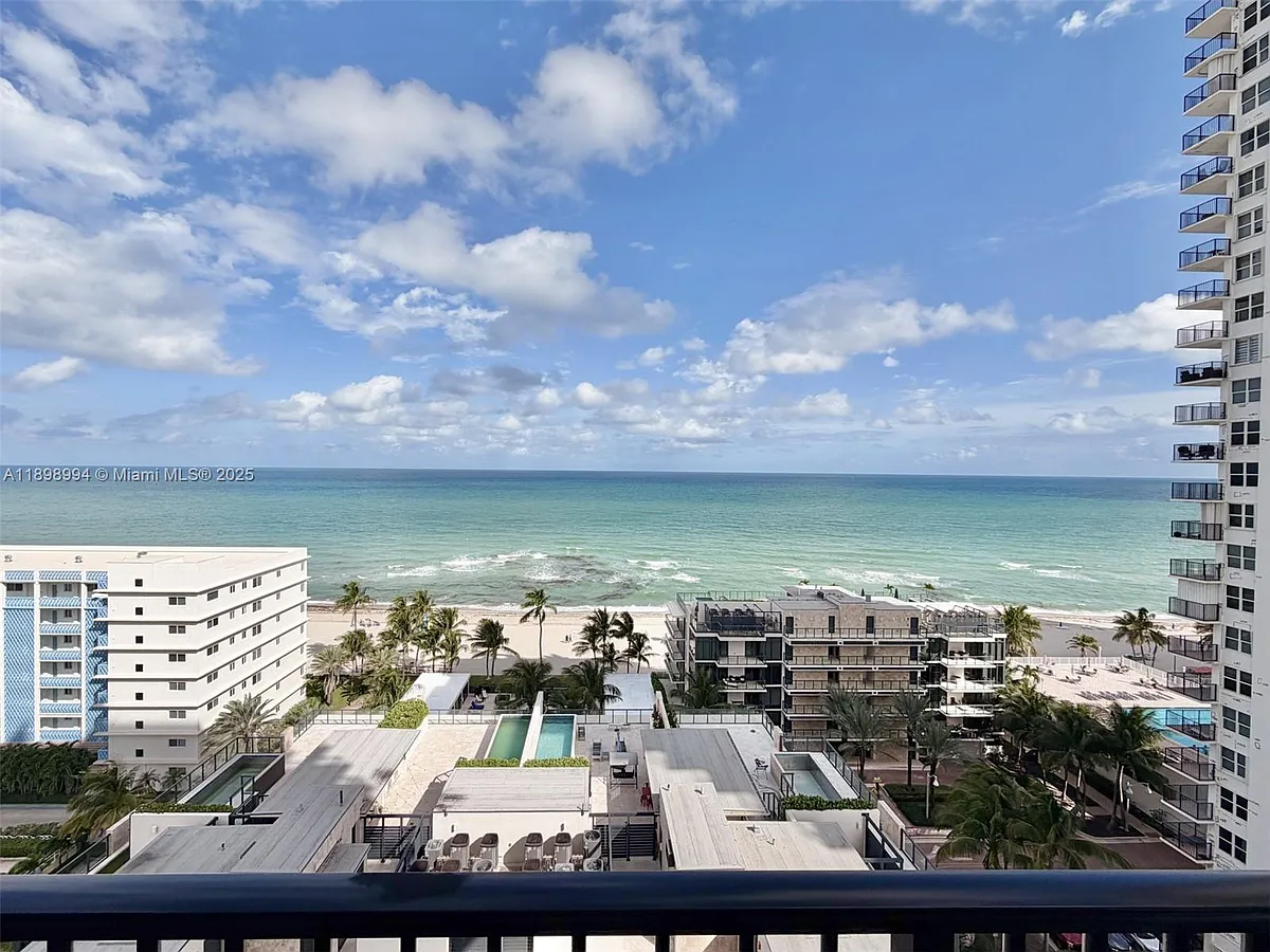 Building Photo - 2101 S Ocean Dr #1402