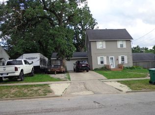 509 7th St SW, Independence, IA 50644