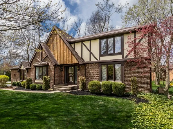241 Northington Dr, East Amherst, NY 14051