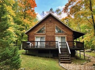 6276 Camp 6 Loop Rd, Laona, WI 54541