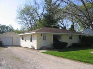 1604 N Sterling St, Streator, IL 61364