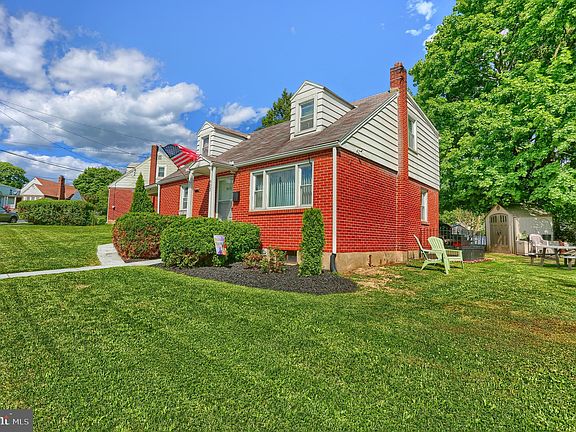 5th image of 903 Parkway Dr