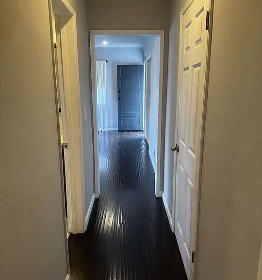 1233 Gordon St — Photo 10