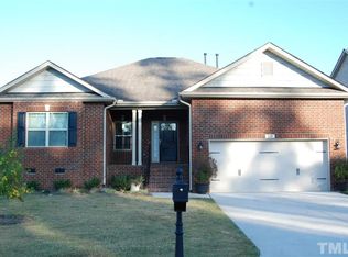 128 Colonade Ct, Benson, NC 27504