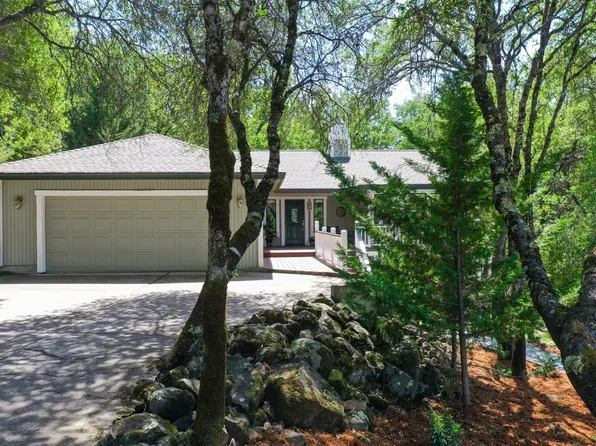 17555 Chaparral Dr, Penn Valley, CA 95946