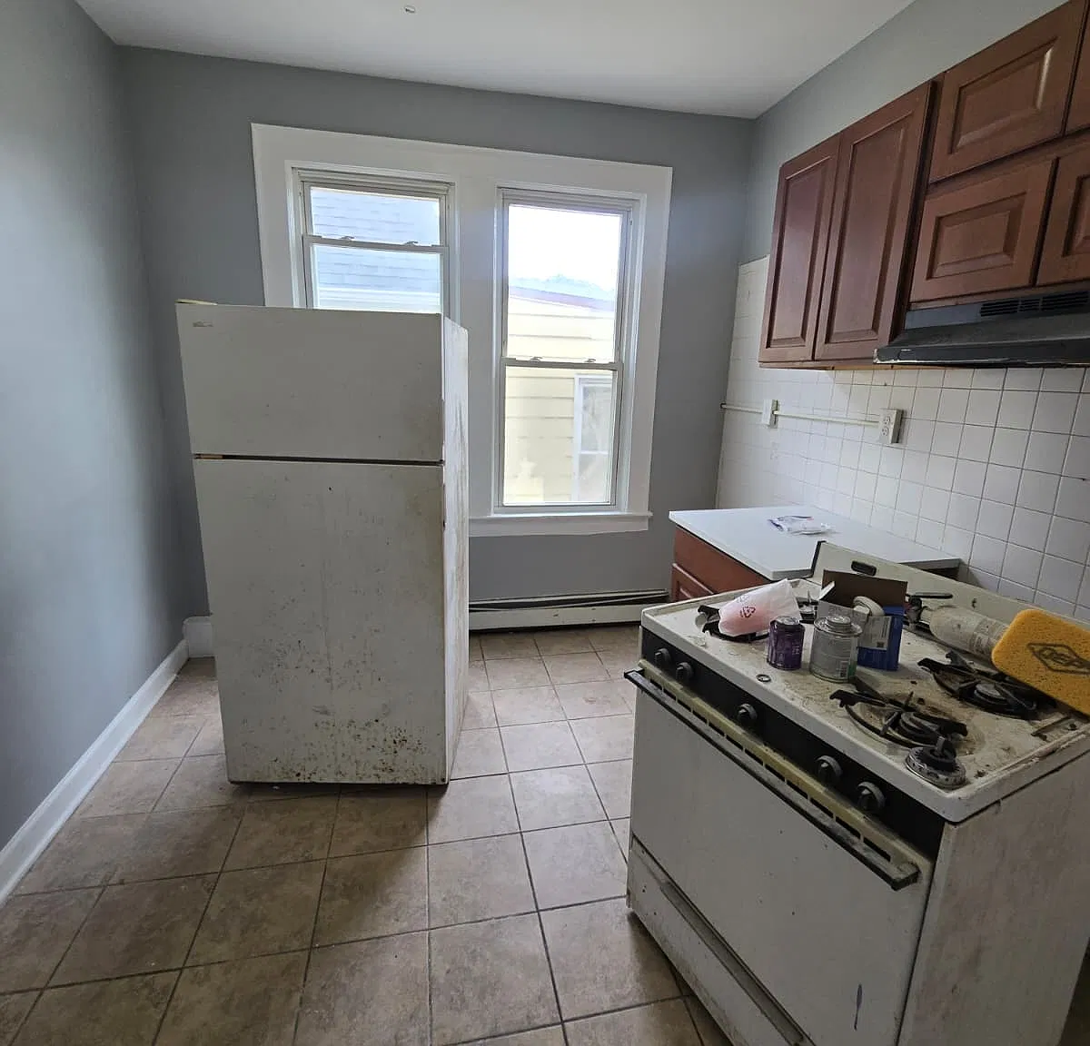 3 bed, 1.5 bath, $2,400 — Photo 3