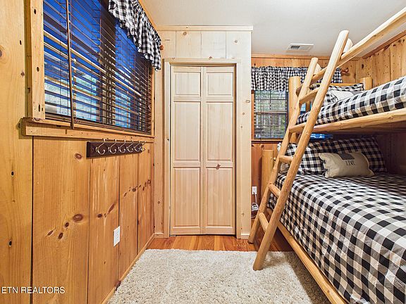 39th image of 113 Rivendell Ln