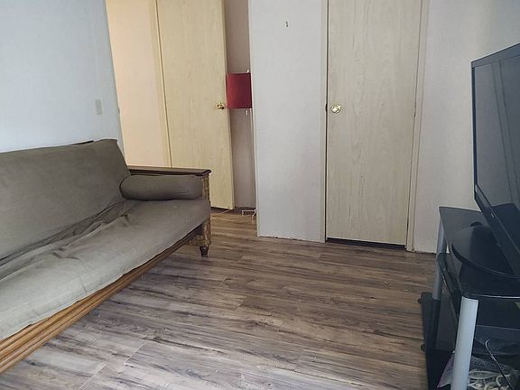 3rd image of 24 Sea Fern Dr #225