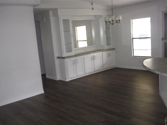 4th image of 92 Laurelwood Dr
