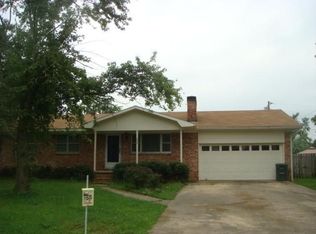 549 W Laura Lee St, Fayetteville, AR 72701