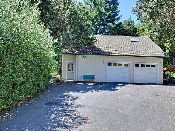 Bonus Unit 2bed/2bath