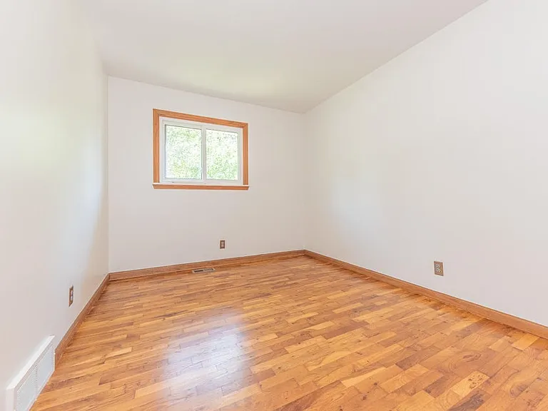 603 Manor Dr — Photo 24
