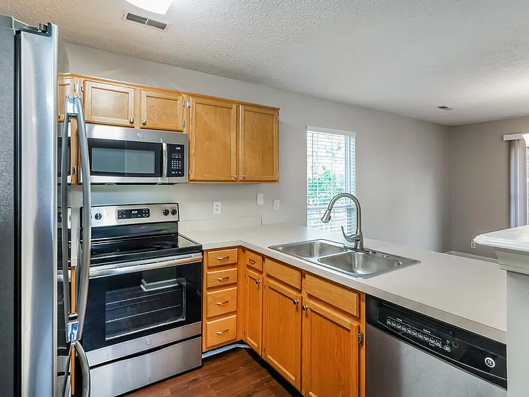 3104 Chambley Ct — Photo 7