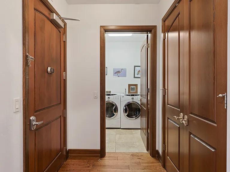 363 SW Bluff Dr #102 — Photo 34
