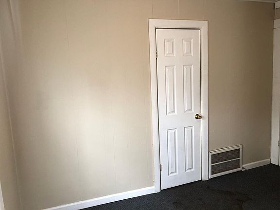 3rd image of 52726 Marks St