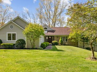 1304 Betty Jane Ln, Amelia, OH 45102