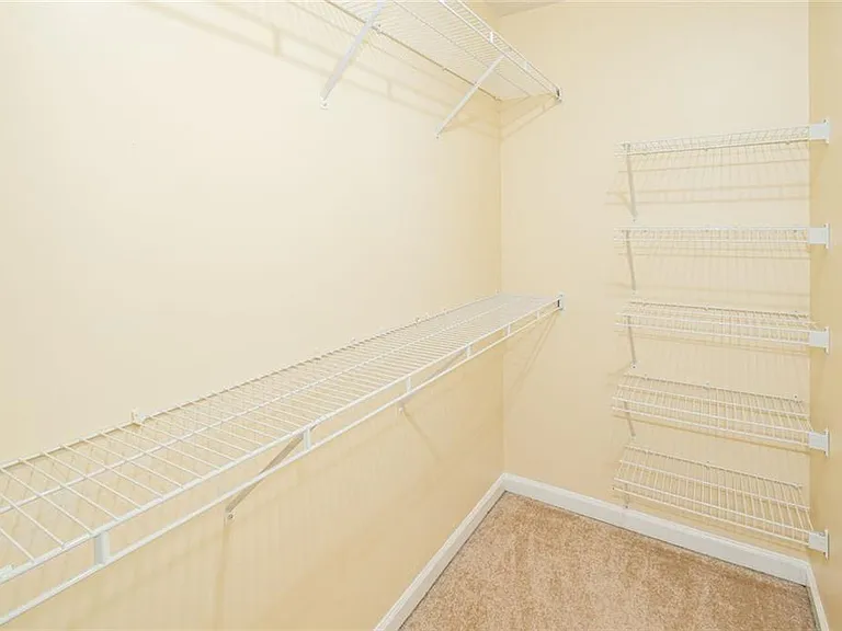 118 Jimmy Reynolds Dr — Photo 16