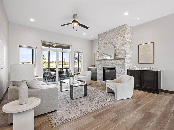 3rd image of 2881 Blue Sage Dr #B