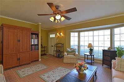 5th image of 6363 Del Monte Dr #68