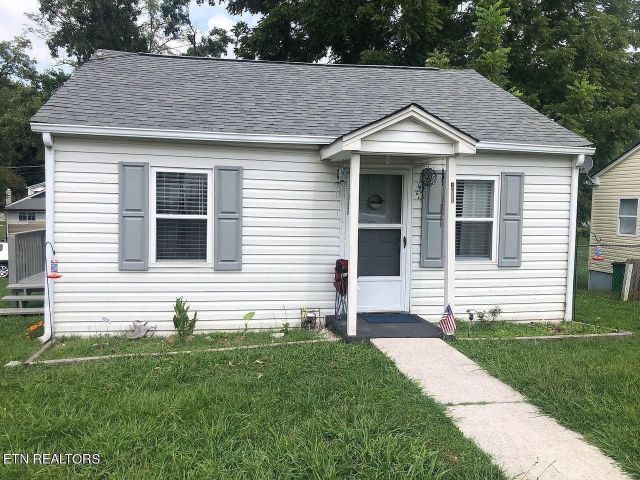 411 E Chestnut St, La Follette, TN 37766 MLS 1240869 Zillow