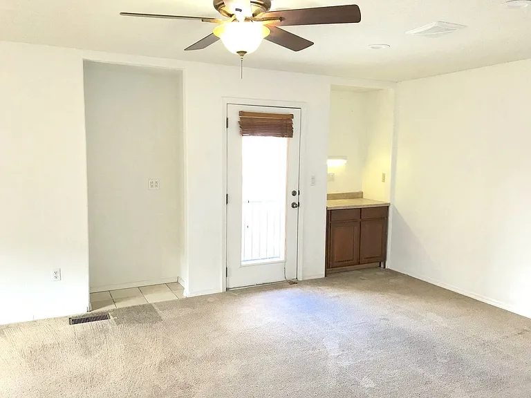 3612 Clear Creek Rd NE — Photo 17