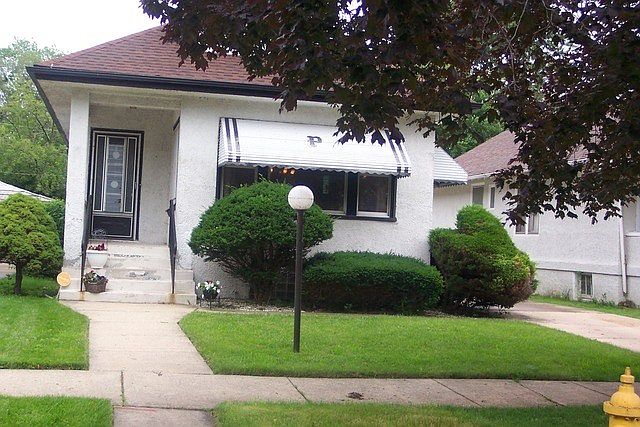 1st image of 1325 S 12th Ave