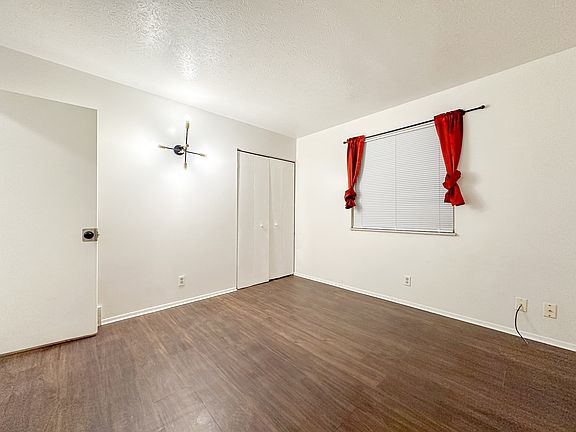 5th image of 1943 Preston Ave #1943