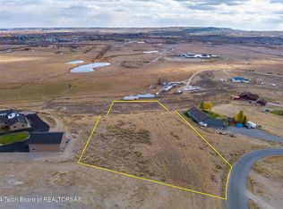 18 Wild West Pl, Pinedale, WY 82941