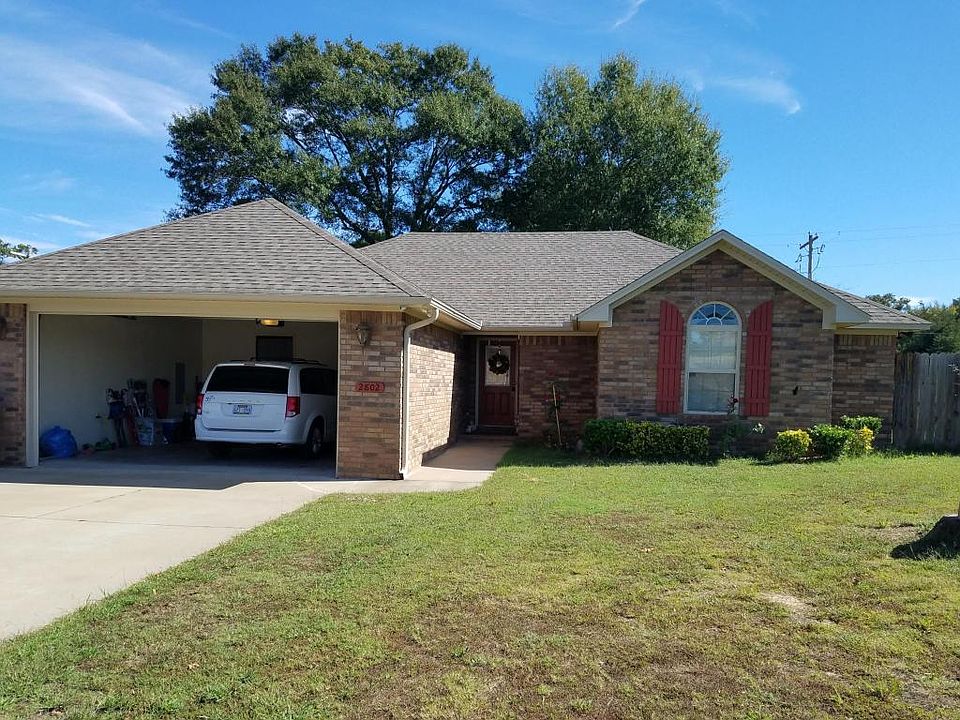 1st image of 2802 N Mobile Ave