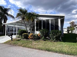 1011 Eagle Dr, Winter Haven, FL 33881