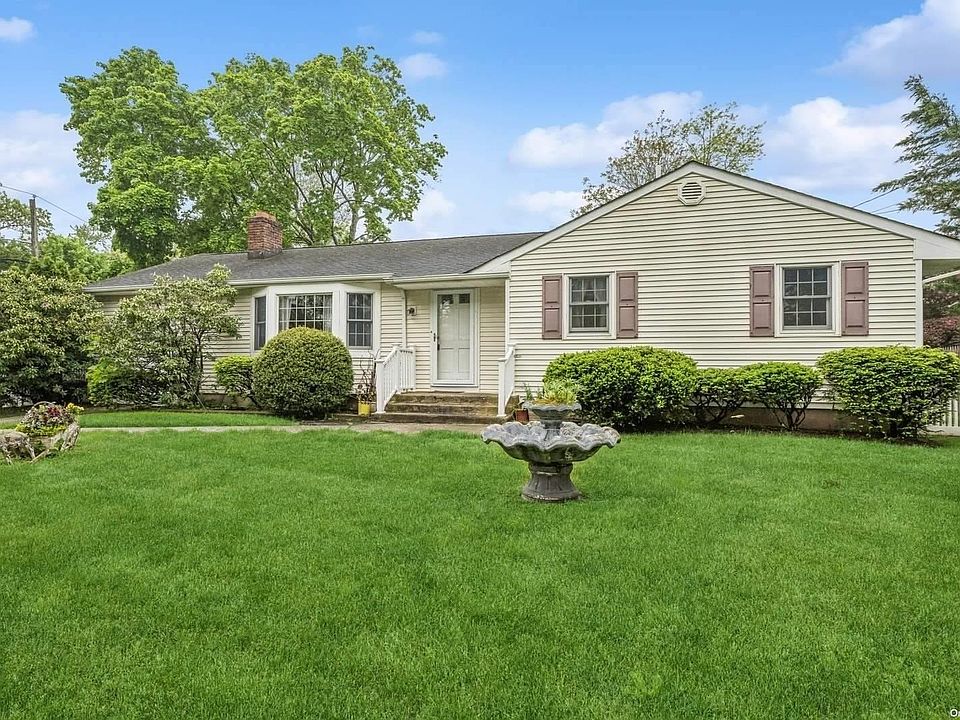 1st image of 1 Ivy Hill Court