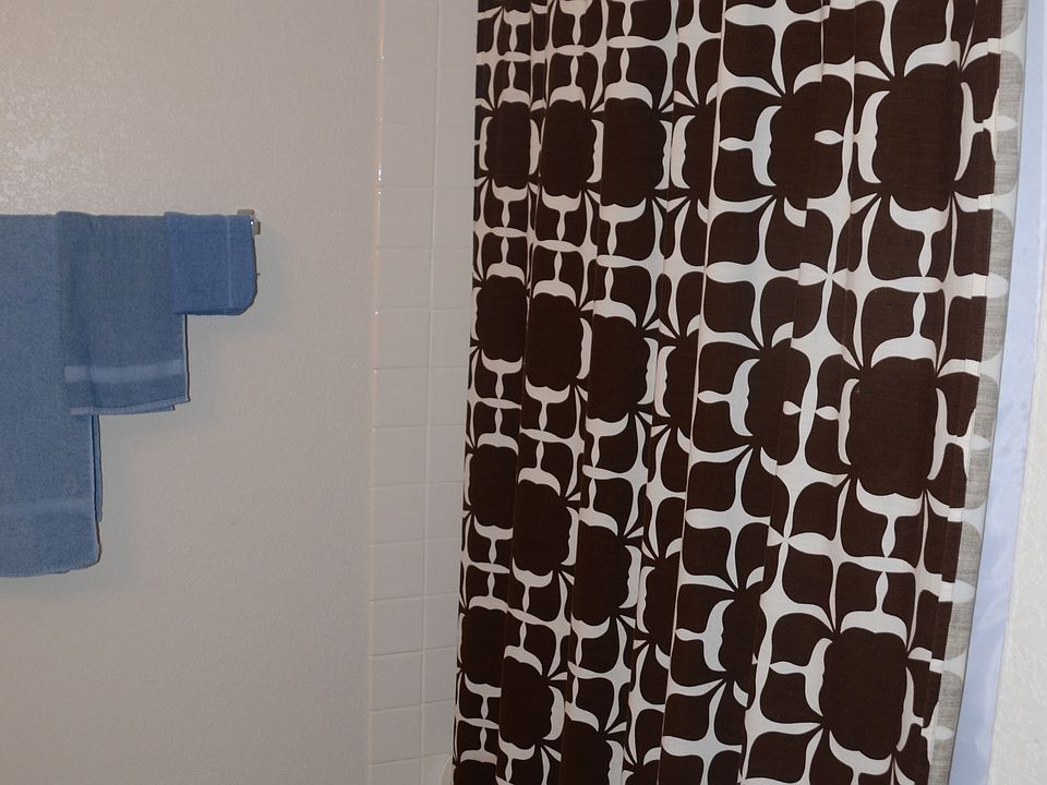 Spacious clean bathroom