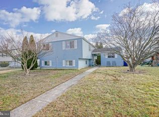 220 College Dr, Pemberton, NJ 08068