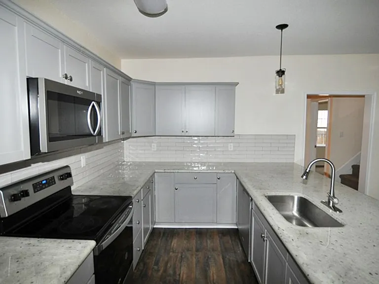 3225 S Adams St — Photo 10