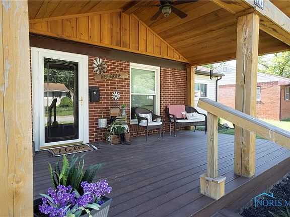 5th image of 202 Southlawn Dr
