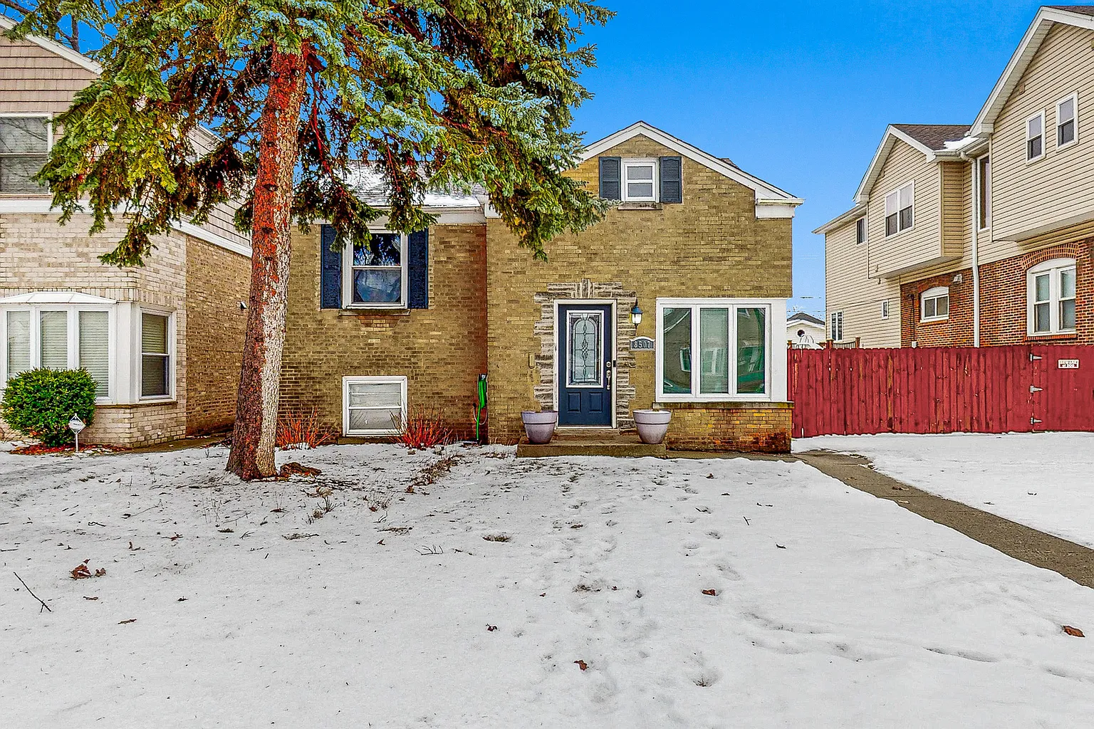 8507 River Grove Ave photo 1